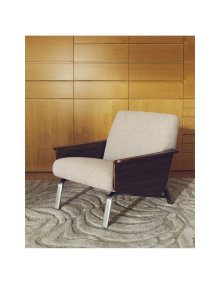 Butaca Amsen marrón claro de contrachapado de nogal y patas de acero inoxidable cepillado FSC 100% - Kave Home