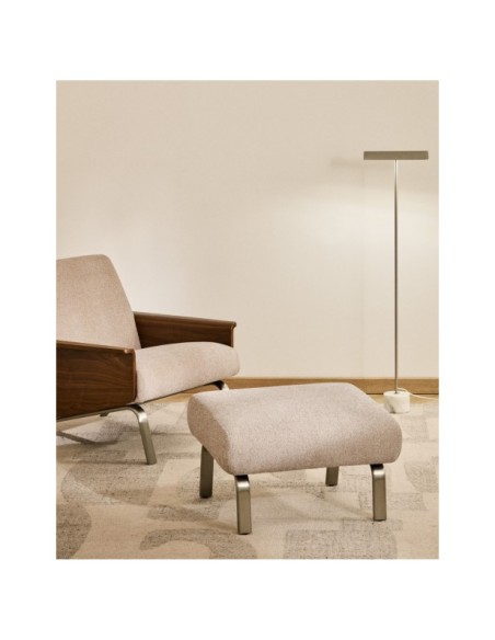 Reposapiés Amsen beige con patas de acero inoxidable cepillado 68 x 55 cm - Kave Home