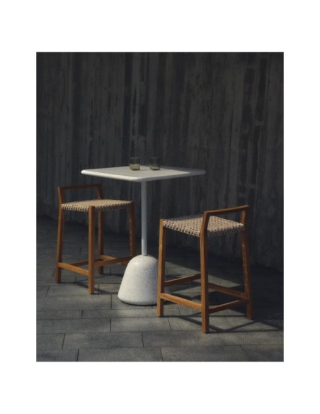 Taburete Giverola de madera maciza de teca 67,5 cm - Kave Home