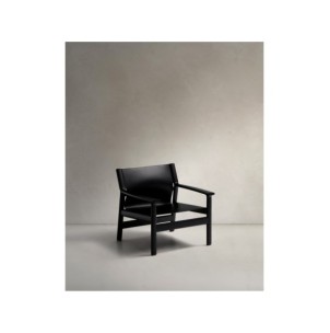 Butaca Jan de fibras de cuero reciclado negra y madera...