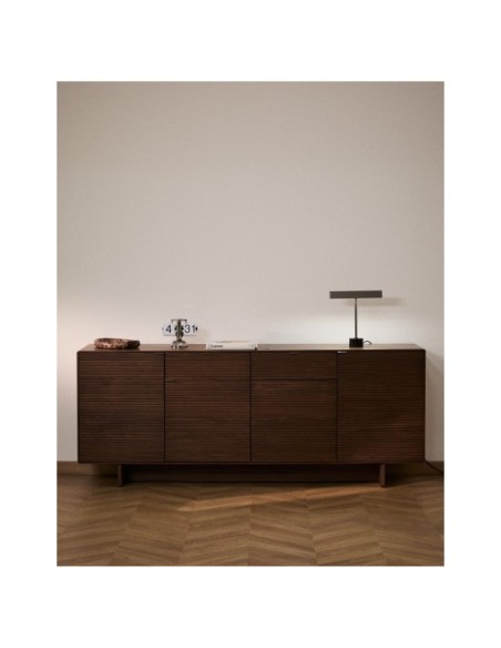 Aparador Norlen 4 puertas y 2 cajones de chapa de nogal FSC Mix Credit 194,5 x 78 cm - Kave Home