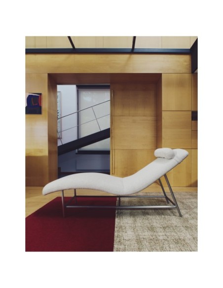 Diván Osla de chenilla beige y patas de acero inoxidable cepillado 175 cm - Kave Home