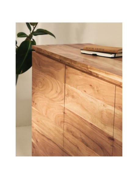 Aparador Uxue 4 puertas de madera maciza de acacia con acabado blanqueado 200 x 88 cm - Kave Home