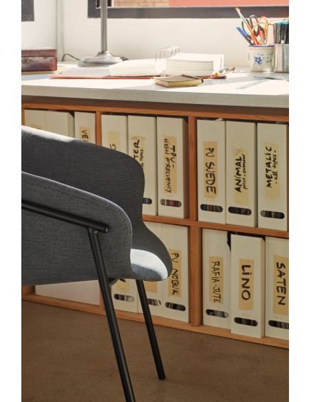 Silla con Brazos HUG, Gris Oscuro - Teulat