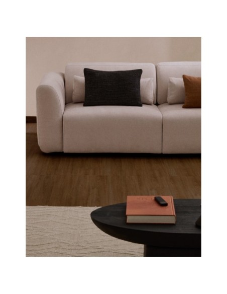 Sofá Lares 3 plazas con asientos deslizantes motorizados y cabezal reclinable de chenilla beige 240 cm - Kave Home