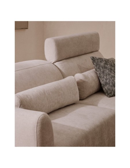 Sofá Lares 4 plazas con asientos deslizantes motorizados y cabezal reclinable de chenilla beige 290 cm - Kave Home