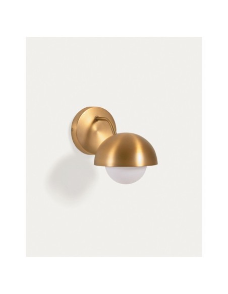 Aplique de pared Lonela de metal con acabado latón - Kave Home