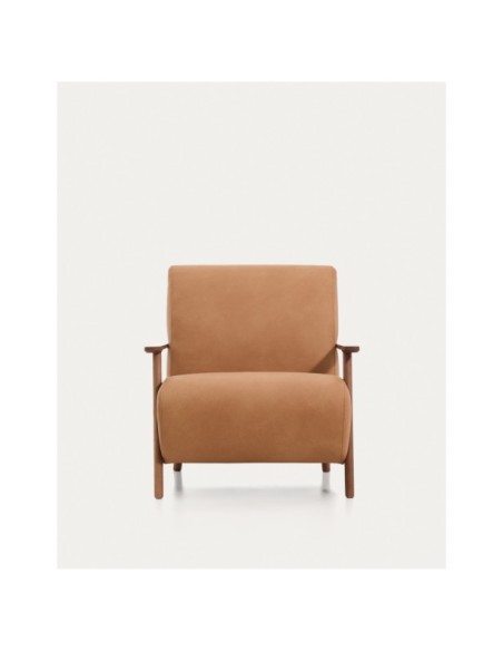 Butaca Meghan de piel marrón y madera maciza de fresno con acabado tono nogal FSC Mix Credit - Kave Home