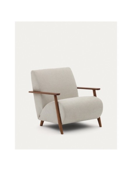 Butaca Meghan de chenilla perla y madera maciza de fresno con acabado nogal FSC Mix Credit - Kave Home