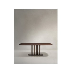 Mesa Melvar de chapa de nogal y patas con base de acero...