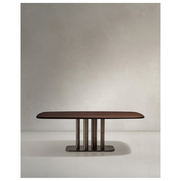 Mesa Melvar de chapa de nogal y patas...