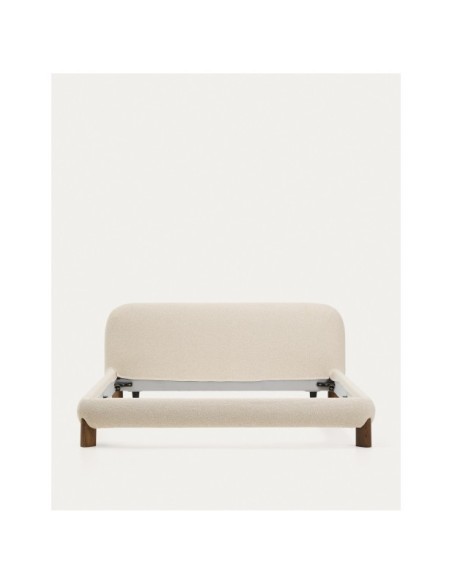 Cama desenfundable Odina bouclé crudo, patas madera maciza de fresno acabado nogal para colchón 180x200 cm - Kave Home