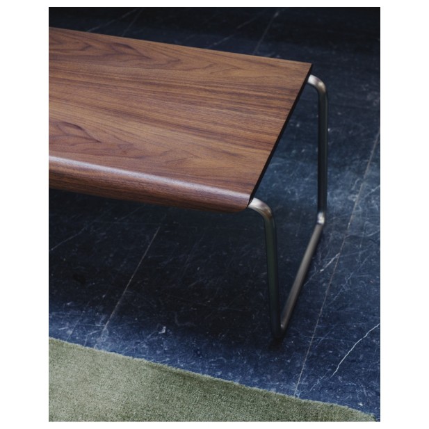 Banco Tarsel de chapa de nogal con...