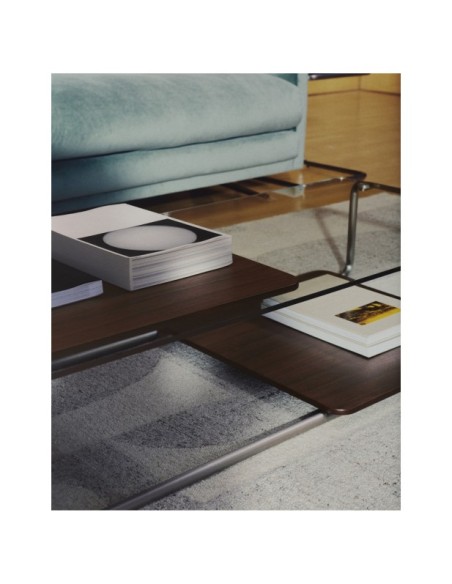 Mesa de centro Tarsel, cristal templado, bandeja chapa de nogal, estructura acero inox. cepillado 140x60 cm - Kave Home