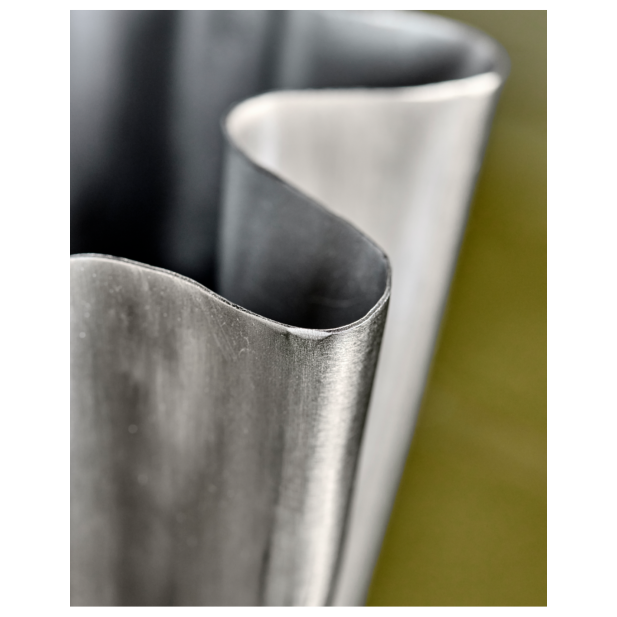 Jarrón FLOOD, Acabado Plateado...