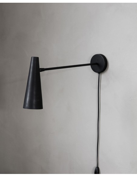 Aplique PRECISE 47 cm Largo, Negro Mate - House Doctor