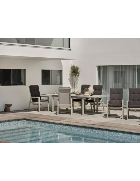 Silla Reclinable Exterior NEWFORT, Aluminio / Textilene / Gris Claro - Brafab