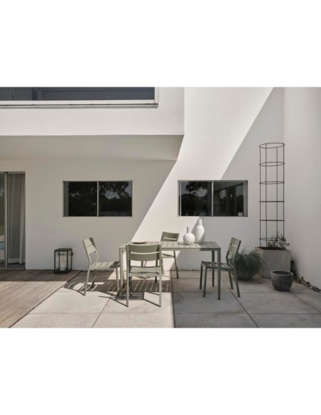 Mesa Exterior BIGBY 144x76 cm de Comedor, Aluminio / Verde Empolvado - Brafab