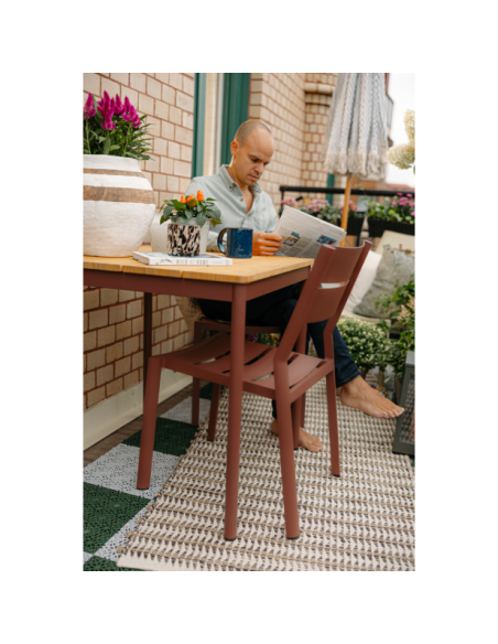 Mesa Bistró Exterior NOX 70x70 cm, Aluminio, Madera de Bambú / Rojo Zin / Natural - Brafab