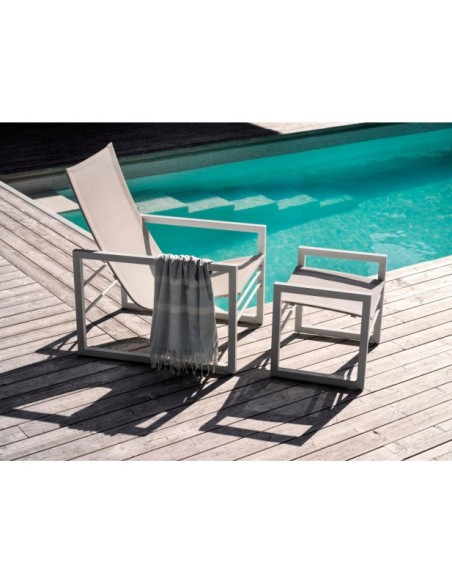 Reposapiés Exterior VEVI, Aluminio / Textilene / Blanco - Brafab