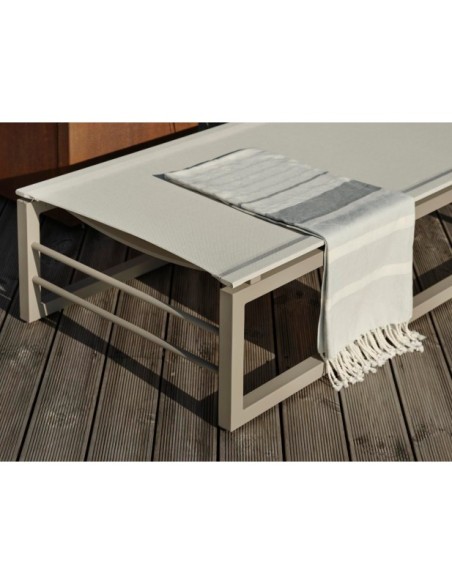 Tumbona VEVI, Aluminio / Textilene / Caqui / Blanco - Brafab