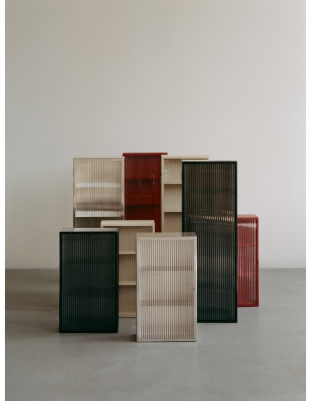 Aparador HAZE 35x100 cm, Cristal Estriado / Metal Rojo - Ferm Living