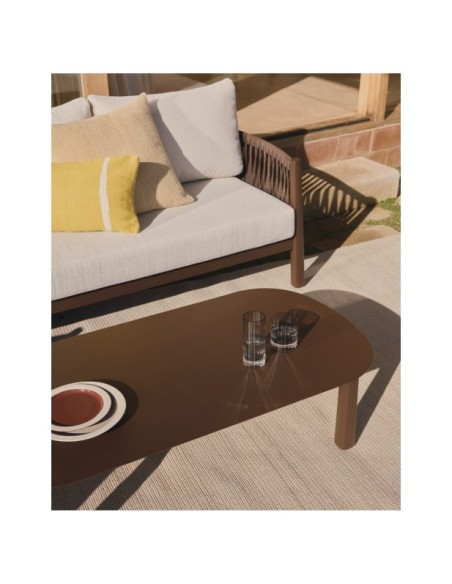 Set Aleria de sofá 3 plazas, 2 sillones y mesa de centro de aluminio y cuerda sintética marrón - Kave Home