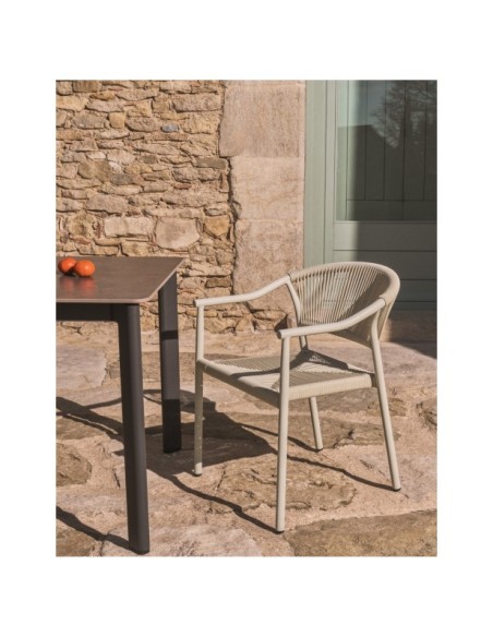 Mesa Anafi de piedra sinterizada y aluminio grafito 180 x 90 cm - Kave Home