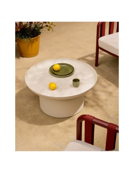 Mesa de centro Arcola de aluminio crudo Ø70 cm - Kave Home