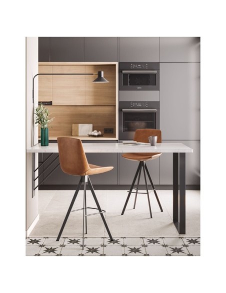 Aplique Aria de acero con acabado negro - Kave Home