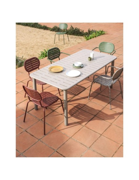 Silla apilable de exterior Brai de acero galvanizado topo - Kave Home