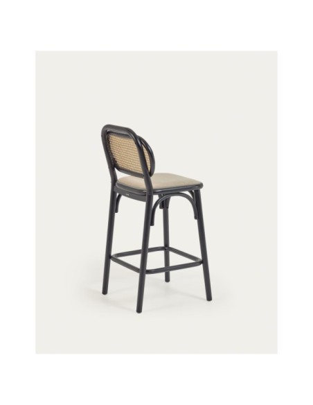 Taburete Doriane madera maciza olmo acabado lacado negro asiento de tela 65cm - Kave Home