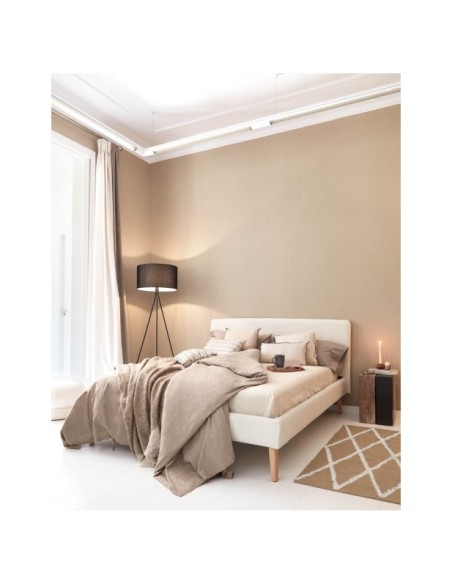 Mesa auxiliar Kwango de madera maciza de teca y metal 29 x 45 cm - Kave Home