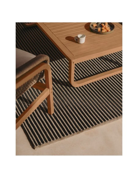 Alfombra Satanca de fibras sintéticas con rayas beige y negro 160 x 230 cm - Kave Home
