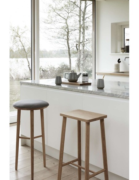 Tabuerete de madera Linköping 72 cm- Hübsch