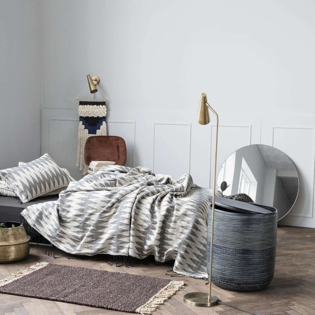 Lámpara de Pie PRECISE, Latón - House Doctor. Vackart