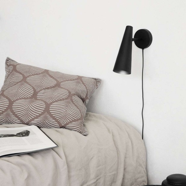 Aplique PRECISE 21 cm Alto, Negro Mate - House Doctor. Vackart Aplique PRECISE 21 cm Alto, Negro Mate - House Doctor. Vackart