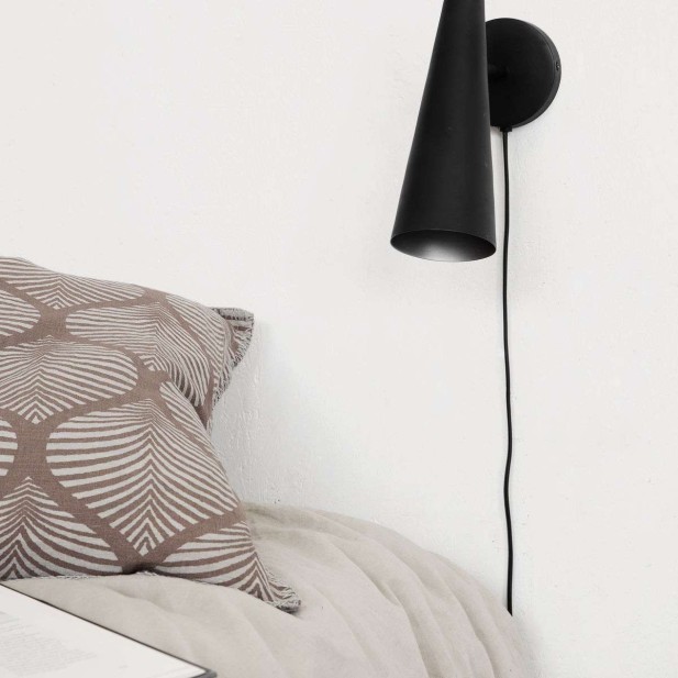 Aplique PRECISE 21 cm Alto, Negro Mate - House Doctor. Vackart Aplique PRECISE 21 cm Alto, Negro Mate - House Doctor. Vackart