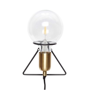Aplique KERNE II, Metal Negro / Latón - Hübsch. Las exclusivas lámparas de diseño nórdico de Hübsch en Vackart, tu tienda de diseño online.