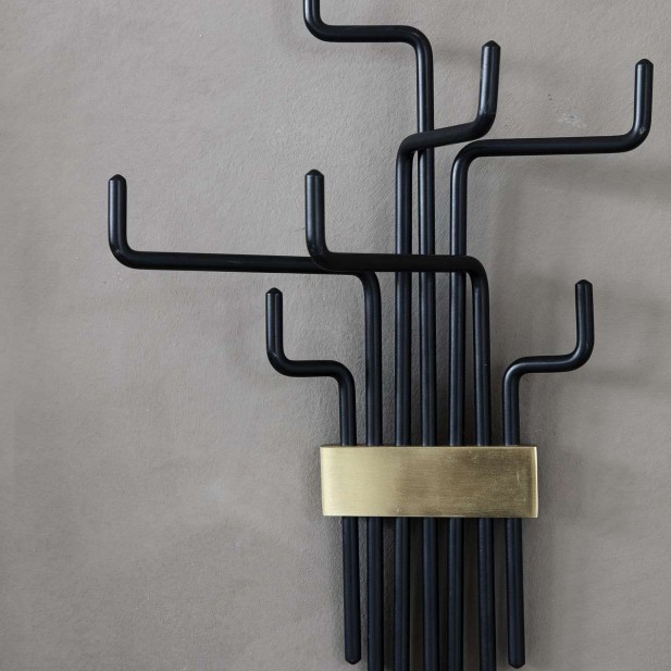 Perchero PIPES, Metal Negro / Dorado - House Doctor. Vackart Perchero PIPES, Metal Negro / Dorado - House Doctor. Vackart