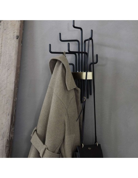 Perchero PIPES, Metal Negro / Dorado - House Doctor. Vackart