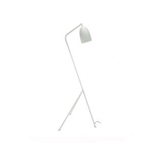 Lámpara de Pie GRASSHOPPER Inspiración, Metal Blanco - Vackart. Encuentra la más exclusiva selección de lámparas de diseño, sólo en Vackart, tu tienda de diseño mas actual.