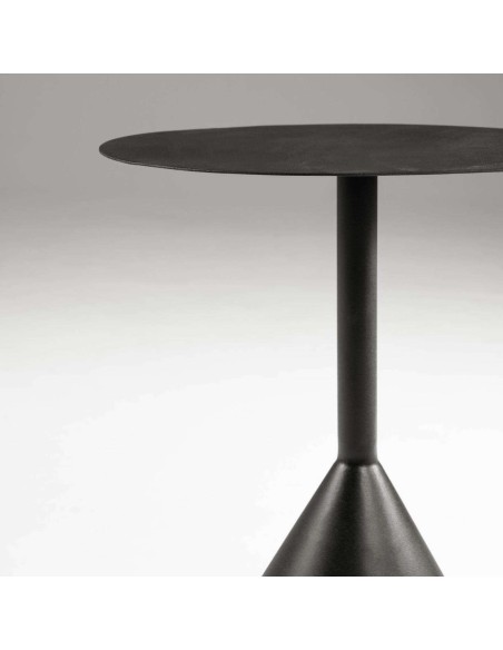 Mesa auxiliar Yinan Ø 48 cm negro - Kave Home; Vackart. CC5158R01