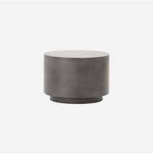 Mesa Auxiliar OUT 35 cm Alto, Hormigón Gris - House Doctor. Las exclusivas mesas de diseño nórdico de House Doctor, en Vackart tu tienda de diseño.