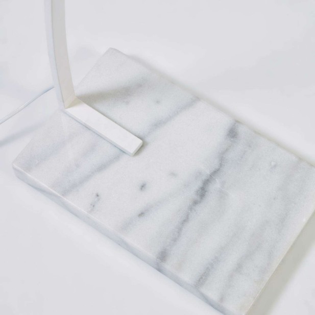 Lámpara de pie Juhe fresno/acero/mármol blanco - Kave Home Lámpara de pie Juhe fresno/acero/mármol blanco - Kave Home