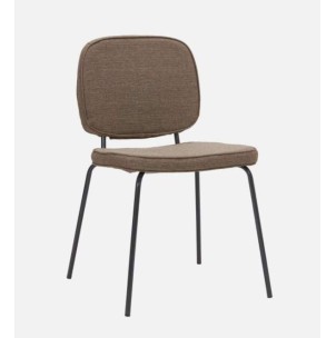 Silla CARMA, Textil Arena /Oscuro Metal - House Doctor. Las exclusivas sillas de diseño nórdico de House Doctor en Vackart, tu tienda de diseño online.