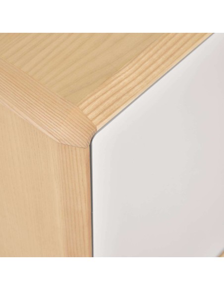 Mesita de noche Anielle de madera maciza y chapa de fresno 50 x 58,4 cm - Kave Home