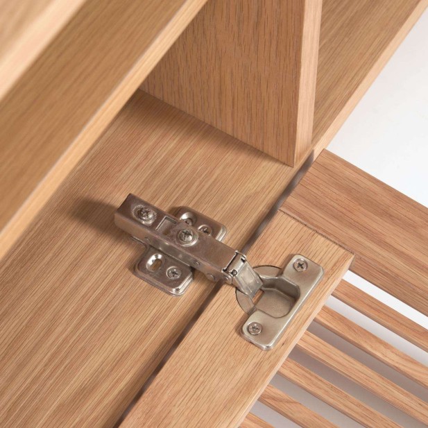 Mueble TV Beyla 2 puertas de madera maciza y chapa de roble 180x49,5 cm FSC 100% FSC 100% - Kave Home Mueble TV Beyla 2 puertas de madera maciza y chapa de roble 180x49,5 cm FSC 100% FSC 100% - Kave Home