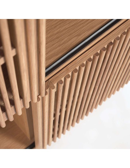 Estantería Beyla de madera maciza y chapa de roble 84,5 x 170 cm FSC 100% - Kave Home