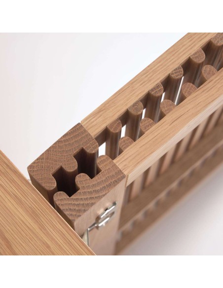 Aparador Beyla de madera maciza y chapa de roble 180 x 71,5 cm FSC 100 % - Kave Home